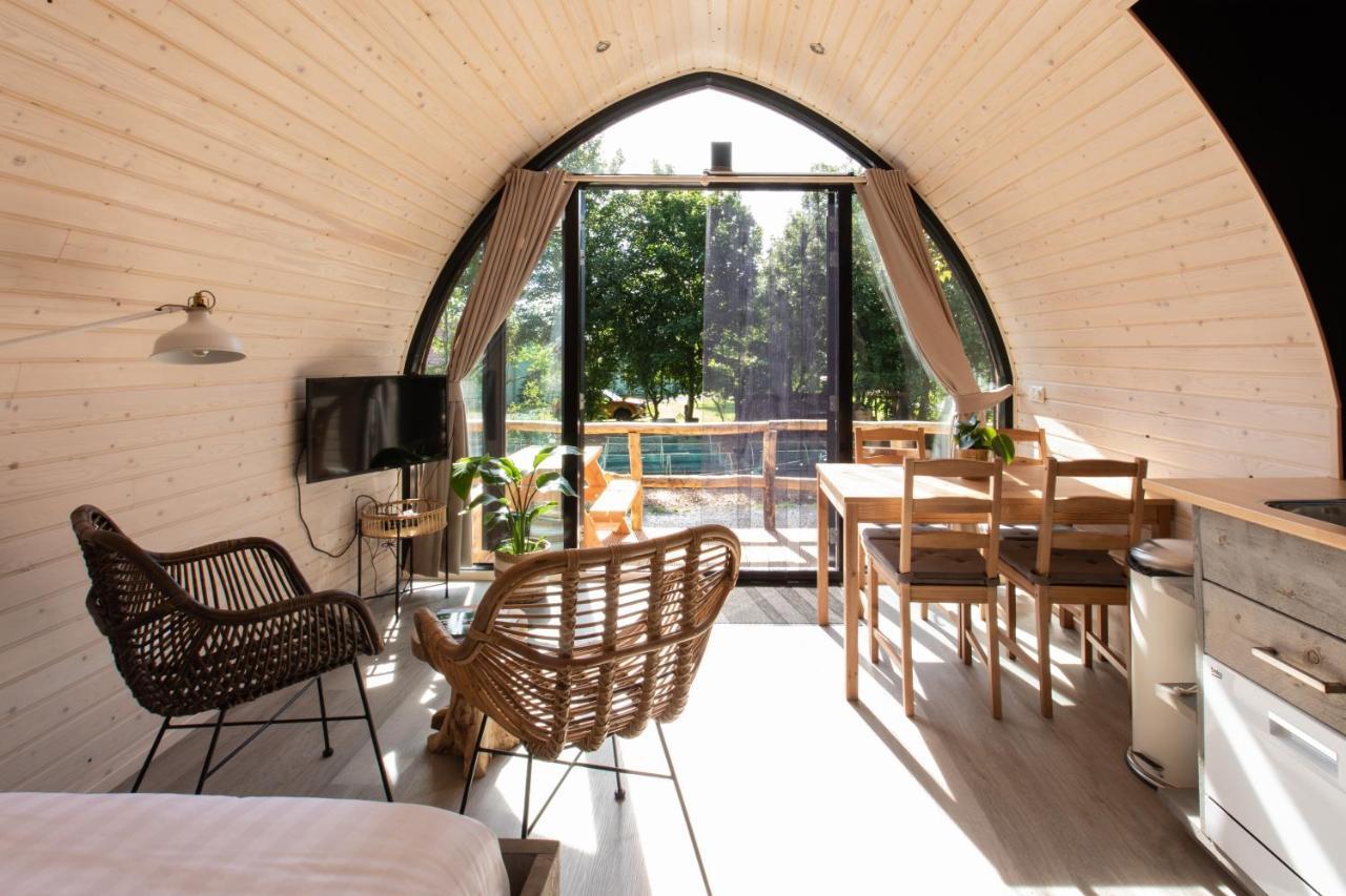 Pod Huisje Met Hottub ドックム エクステリア 写真